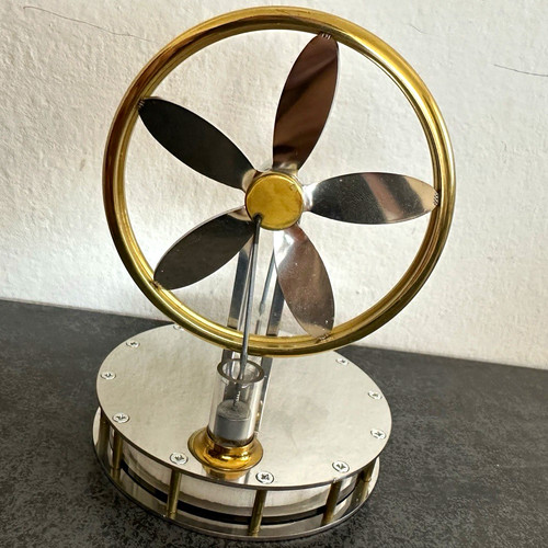 Stirlingmotor heißluftmotor - stirlingmotor,
